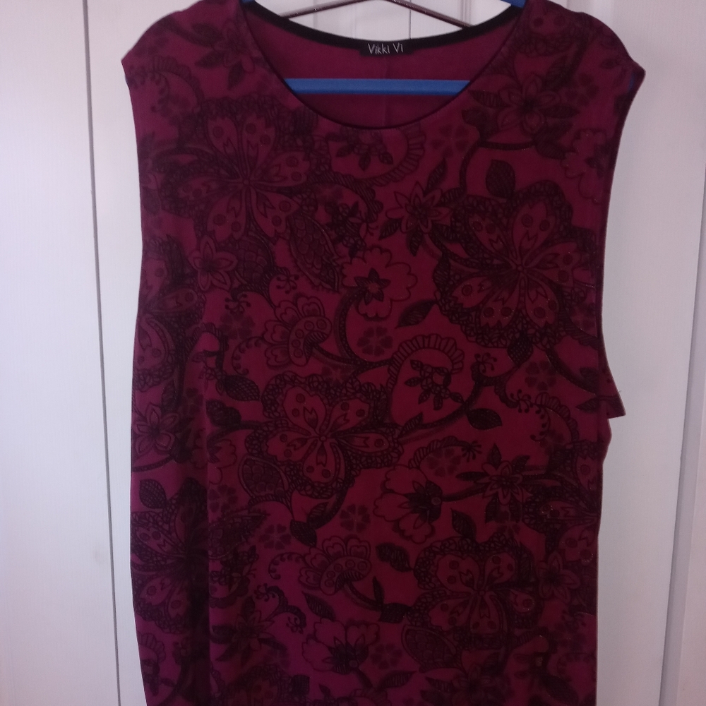 Bundle 4/$20 Vikki Vi Purple/Black Tank Top size 3X